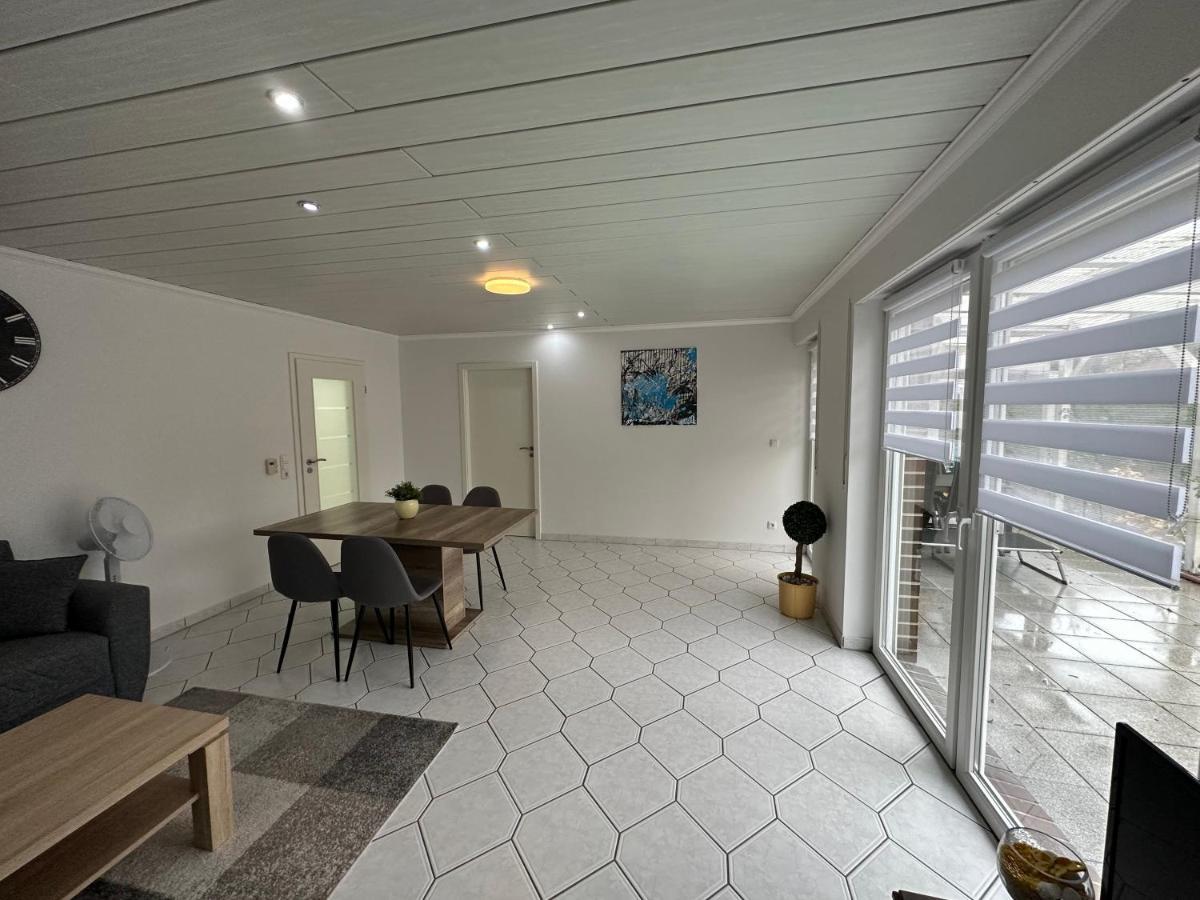 Ferienwohnung Am Hafen Ruestersiel Wilhelmshaven Bagian luar foto